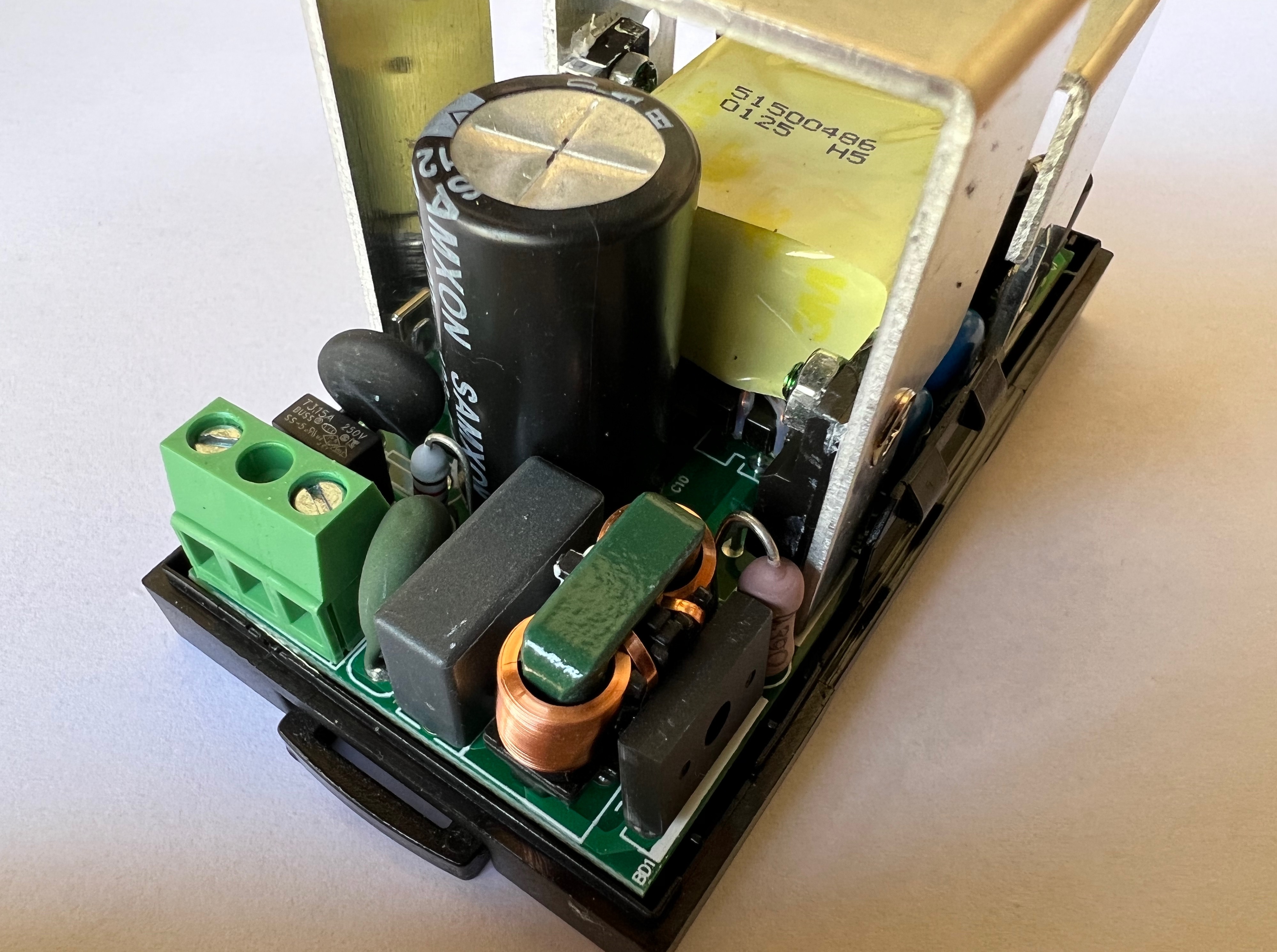 GLP DL2-60-24-U Zdroj na DIN 24V 60W 2.50A